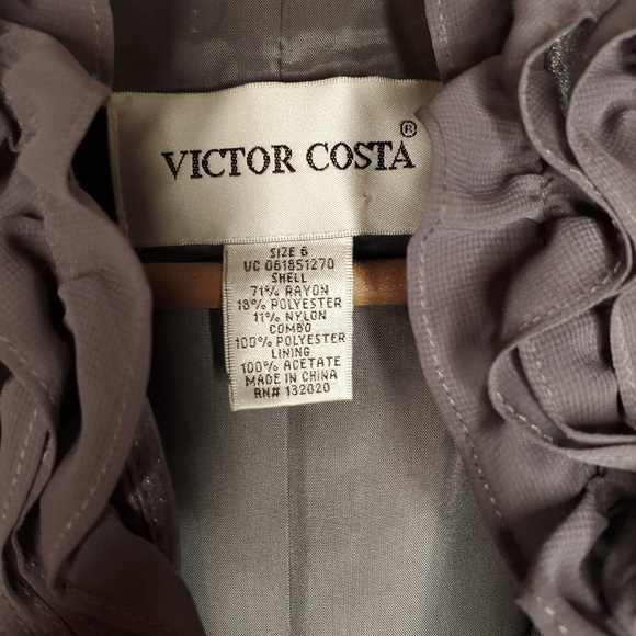 Victor Costa Ruffle Blazer – Size 6 – Silver - Picture 6 of 6